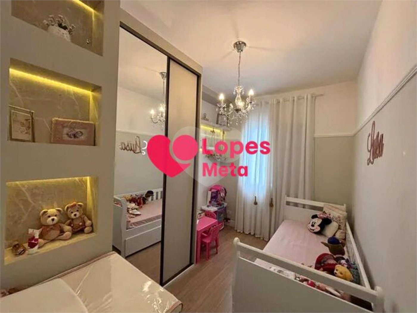 Apartamento à venda com 2 quartos, sendo 1 suíte, em Areão, Taubaté, SP