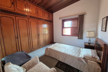 Casa de Vila à venda ou para alugar com 4 quartos, sendo 2 suítes, em Jardim Leonor, São Paulo, SP