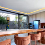 Casa à venda com 3 suítes no condomínio Figueira Garden, Atibaia - SP