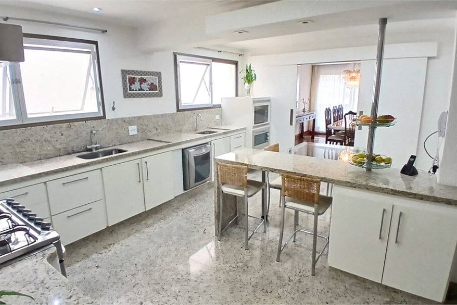 Apartamento à venda com 4 quartos, sendo 2 suítes, em Santana, São Paulo, SP