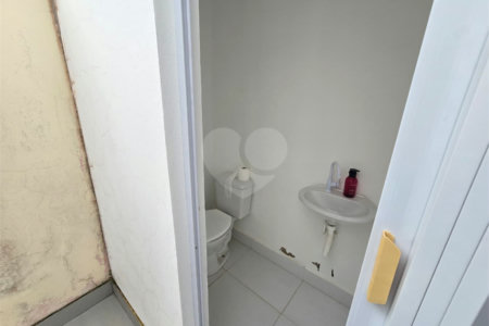 Casa à venda com 4 quartos, sendo 2 suítes,  em Vila Nastri, Itapetininga, SP