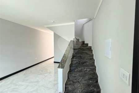 Casa à venda com 3 quartos, sendo 1 suíte, em Vila Rosália, Guarulhos, SP