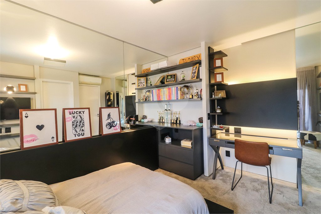 Apartamento à venda com 3 suítes em Cidade Monções, São Paulo, SP