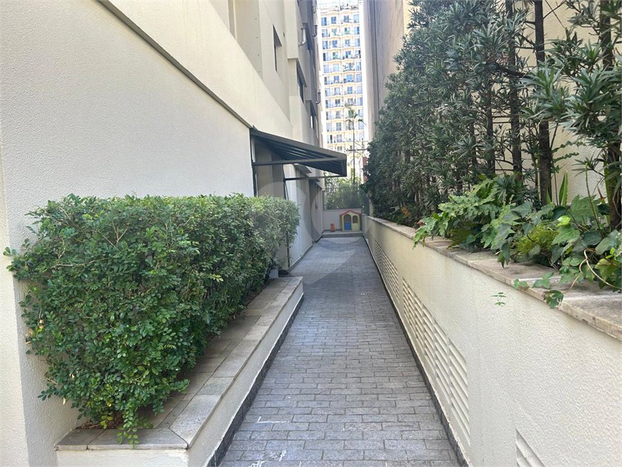 Apartamento à venda com 4 quartos, sendo 2 suítes, em Pinheiros, São Paulo, SP