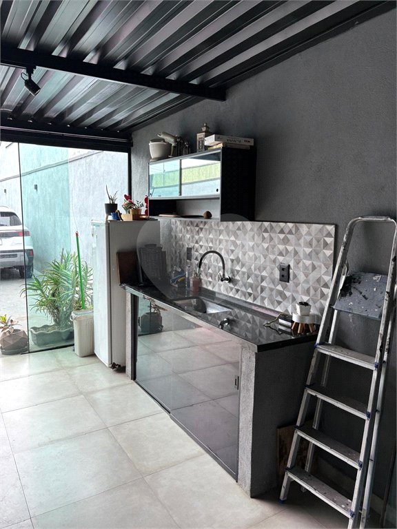 Casa à venda com 4 suítes em Vila Lavínia, Mogi das Cruzes, SP