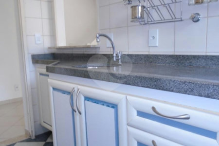 Apartamento à venda com 1 suíte em Jardim das Bandeiras, São Paulo, SP