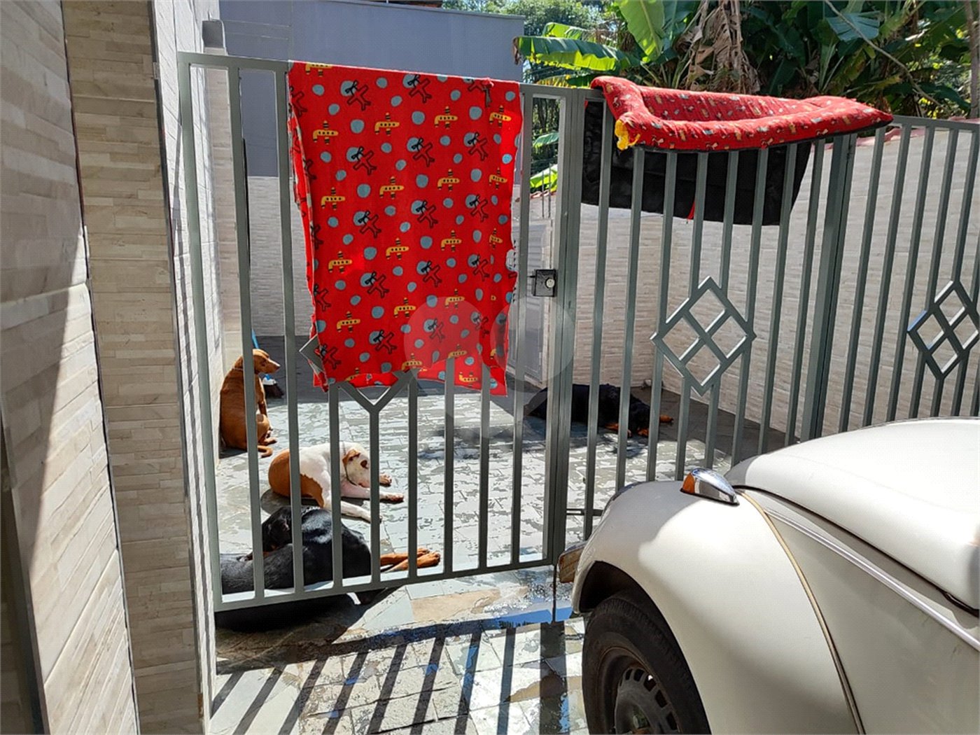 Sobrado à venda com 3 quartos, sendo 1 suíte,  em Parque Naçoes Unidas, São Paulo, SP