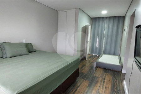 Casa para alugar com 5 quartos, sendo 1 suíte, no condomínio Figueira Garden, Atibaia - SP