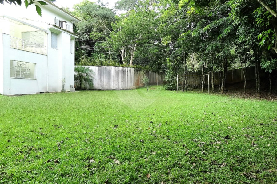 Casa à venda com 4 suítes no condomínio Residencial Jardim Itatinga, São Paulo - SP