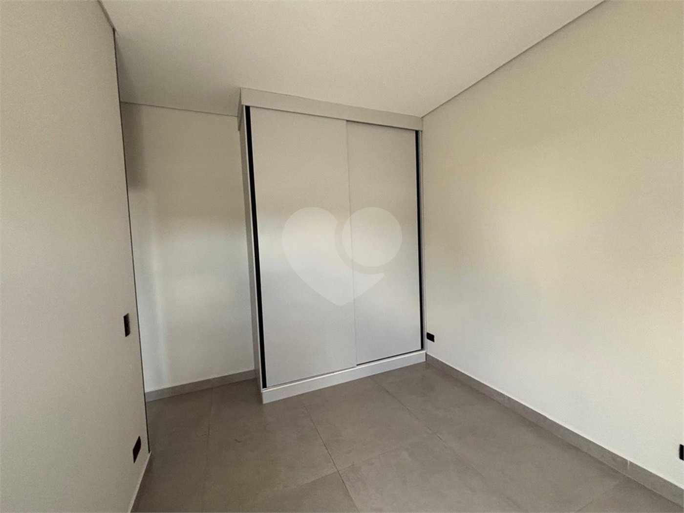 Sobrado à venda com 4 suítes em Residencial Central Parque, Salto, SP