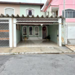 Sobrado à venda com 3 quartos em Tremembé, São Paulo, SP