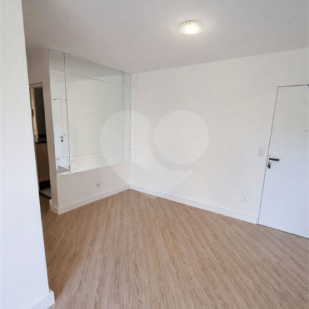 Apartamento à venda com 3 quartos em Jardim Caiapiá, Cotia, SP