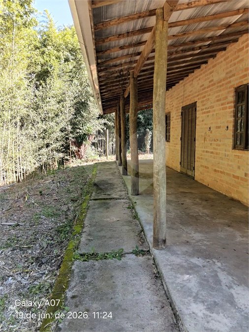 Chácara à venda com 3 quartos, sendo 1 suíte, no Centro (canguera), São Roque, SP