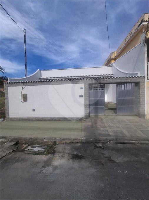 Casa Térrea à venda com 2 quartos, sendo 1 suíte, em Campo Grande, Rio de Janeiro, RJ