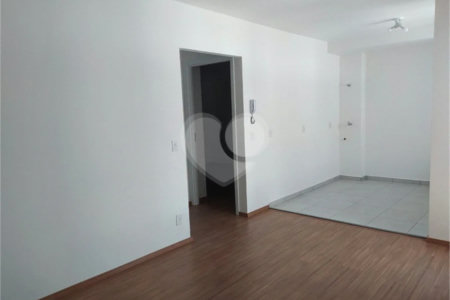 Apartamento à venda com 2 quartos em Jardim Maria Trindade, São Roque, SP