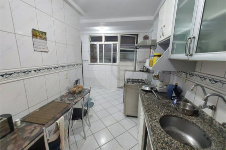 Apartamento à venda com 2 quartos em Praça da Bandeira, Rio de Janeiro, RJ