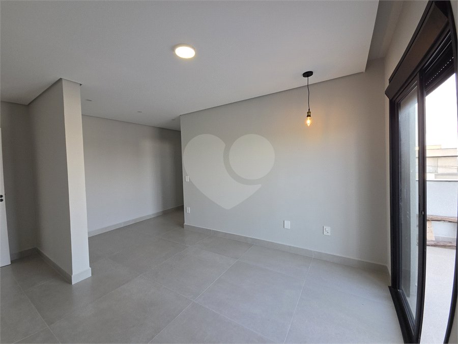 Casa à venda com 3 suítes no condomínio Helena Maria, Sorocaba - SP