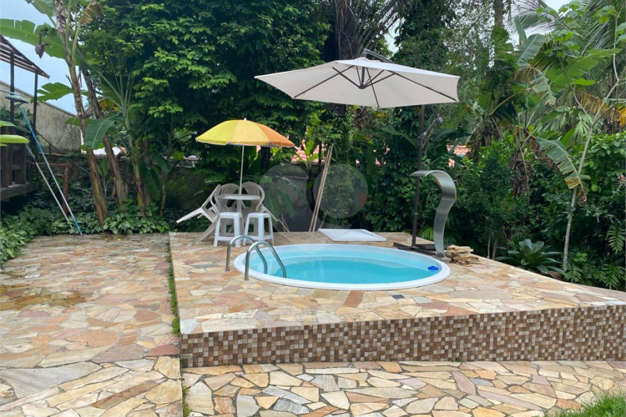 Casa à venda com 6 suítes em Massaguaçu, Caraguatatuba, SP