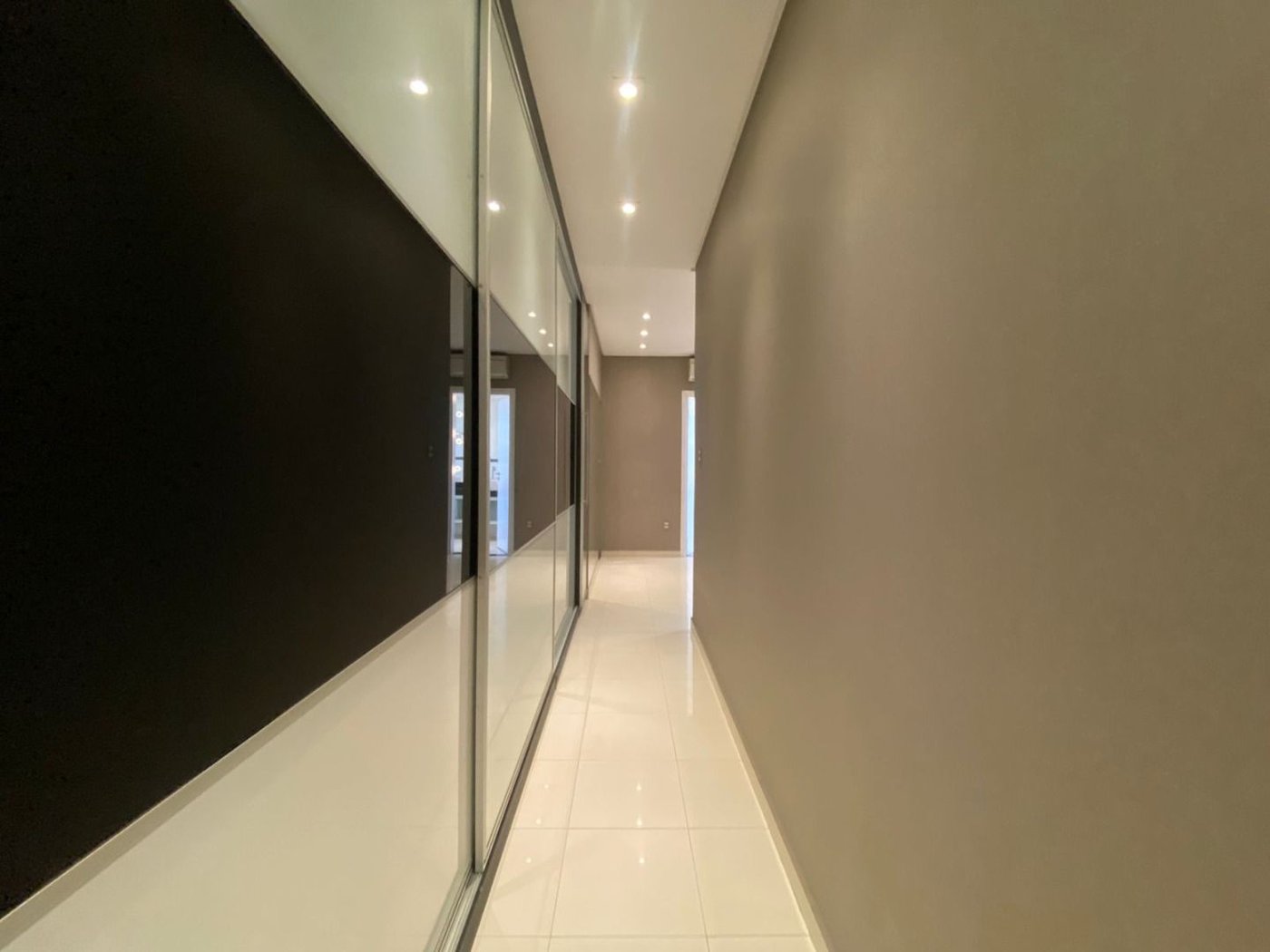 Apartamento com 3 dormitórios para alugar, 198 m² por R$ 16.000,02/mês - Gonzaga - Santos/SP