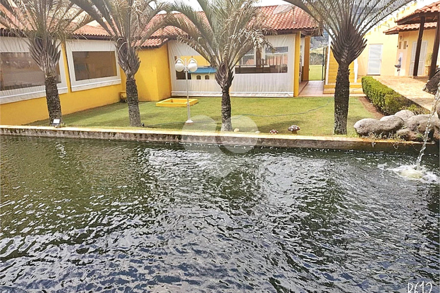 Casa à venda com 4 quartos, sendo 3 suítes, em Luiz Fagundes, Mairiporã, SP