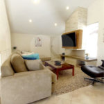 Casa à venda com 3 suítes no condomínio Residencial Parque Arco-íris, Atibaia - SP