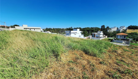 Terreno à venda com 1 suíte no condomínio Jardim Santa Maria, Vinhedo - SP
