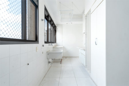 Duplex à venda com 6 quartos, sendo 4 suítes, em Alto de Pinheiros, São Paulo, SP