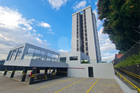 Apartamento à venda com 3 quartos, sendo 1 suíte, em Jardim Refúgio, Sorocaba, SP