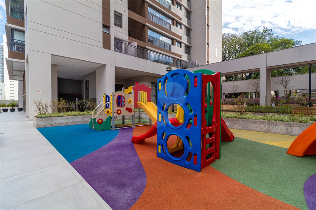 Apartamento à venda com 3 suítes em Jardim Prudência, São Paulo, SP