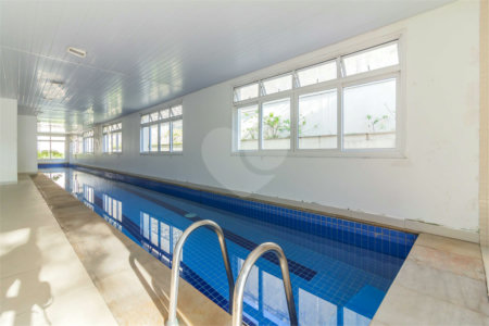Apartamento à venda com 3 suítes em Vila Cordeiro, São Paulo, SP