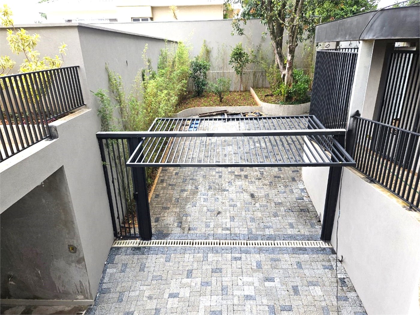 Casa à venda com 4 suítes no condomínio Venezia, São Paulo - SP