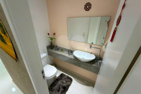 Apartamento à venda com 3 suítes em Jardim Marajoara, São Paulo, SP
