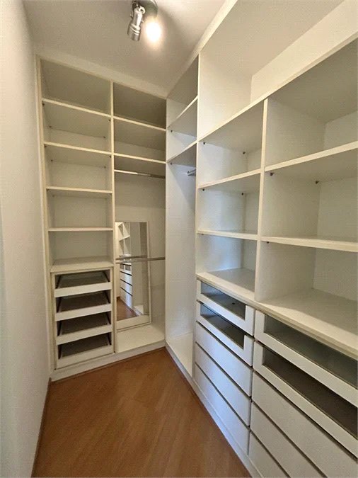 Apartamento à venda com 2 quartos, sendo 1 suíte, em Vila Andrade, São Paulo, SP