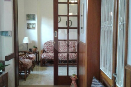 Casa à venda com 6 quartos, sendo 4 suítes,  em Parque do Imbui, Teresópolis, RJ