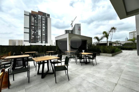 Apartamento à venda com 3 suítes, em Vila Independência, São Paulo, SP