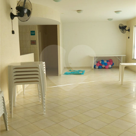 Apartamento à venda com 3 quartos, sendo 1 suíte,  em Vila Parque Jabaquara, São Paulo, SP