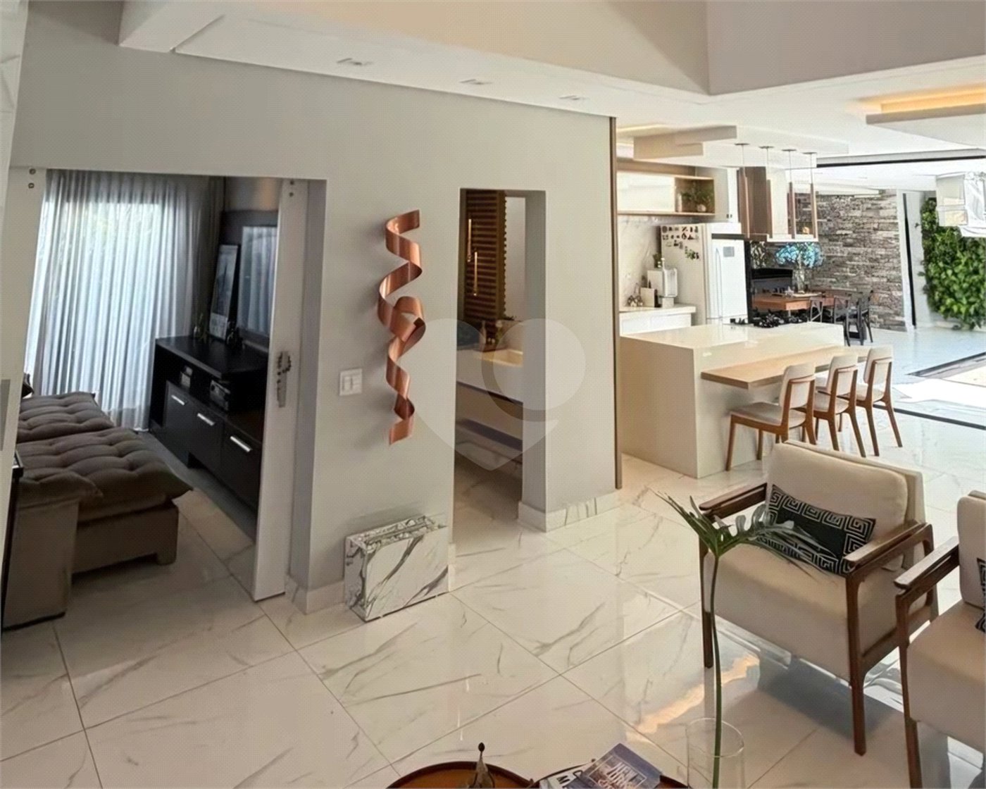 Casa à venda com 3 suítes no condomínio Ibiti Royal Park, Sorocaba - SP