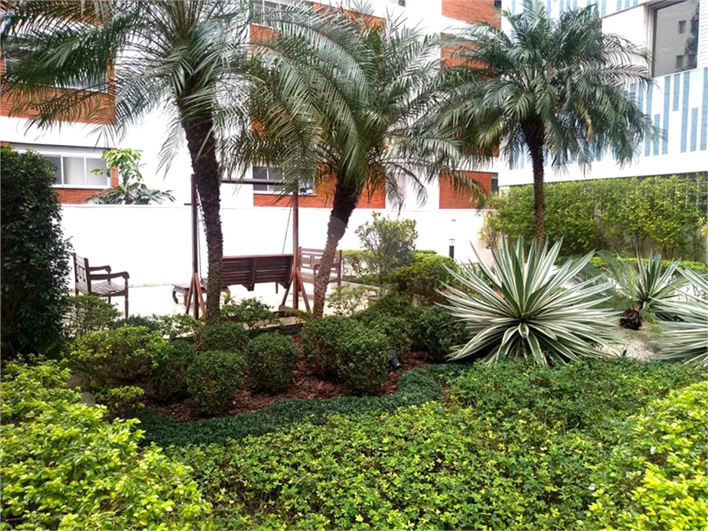 Apartamento para alugar com 3 quartos, sendo 1 suíte, em Jardim América, São Paulo, SP