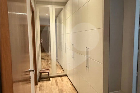 Apartamento à venda com 3 suítes em Itaim Bibi, São Paulo, SP