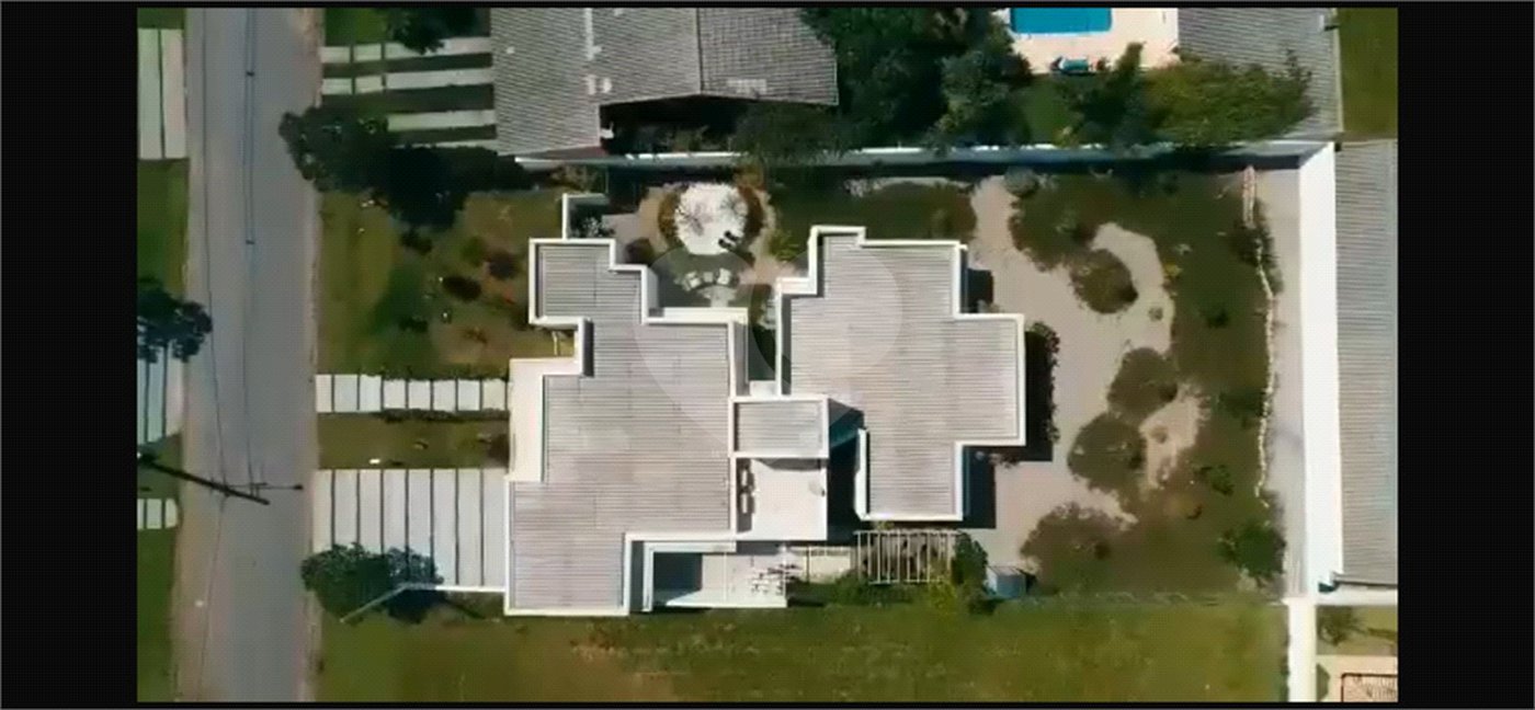 Casa à venda com 3 suítes no condomínio Vilagio Ipanema 1, Araçoiaba da Serra - SP