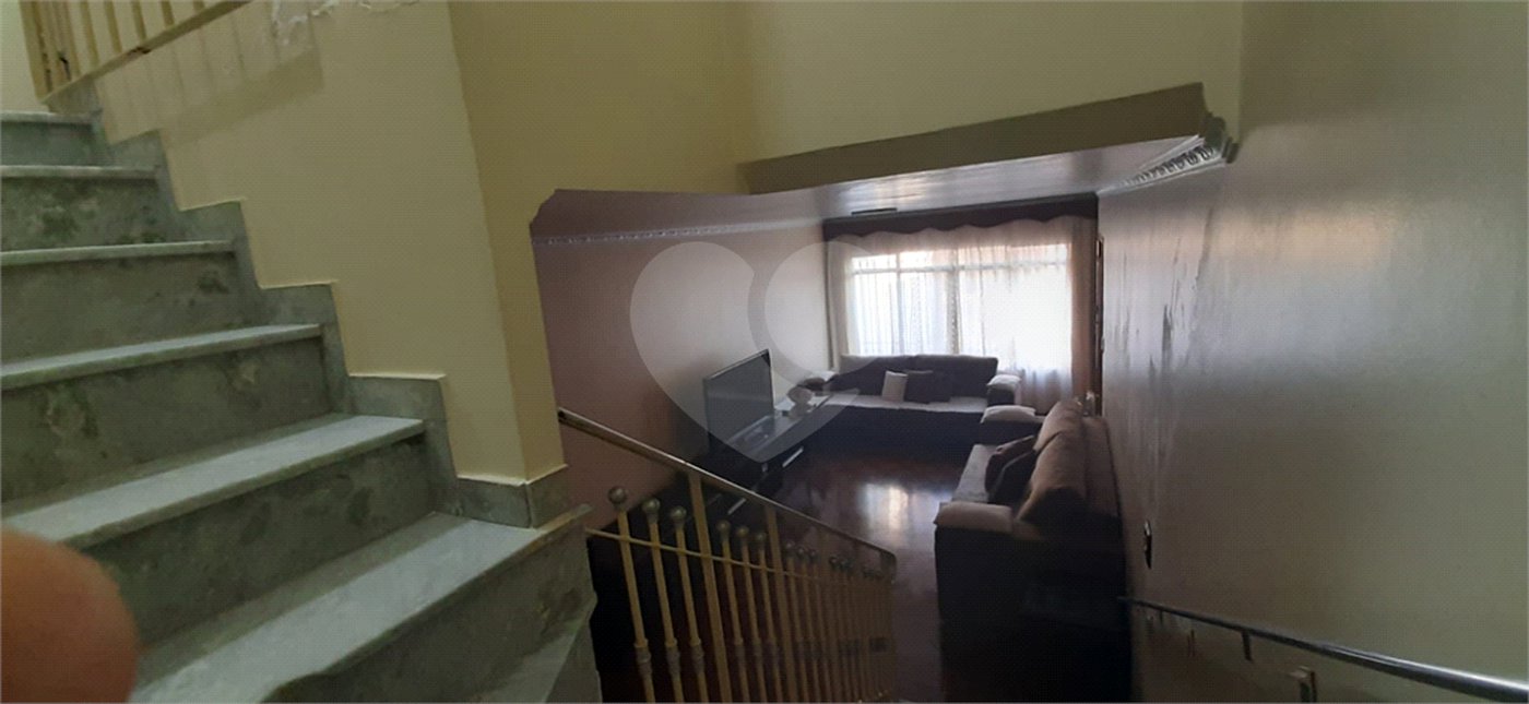 Sobrado à venda com 3 quartos, sendo 1 suíte, em Tremembé, São Paulo, SP