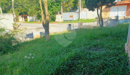 Casa à venda com 3 quartos, sendo 1 suíte, em Samambaia, Mairiporã, SP