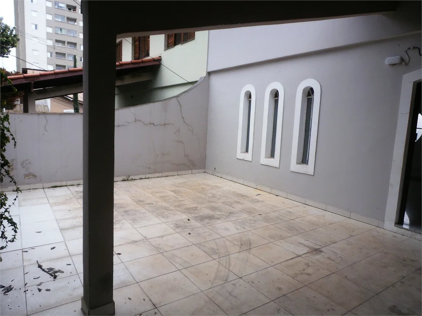 Sobrado à venda ou para alugar com 4 quartos, sendo 1 suíte,  em Vila Butantã, São Paulo, SP