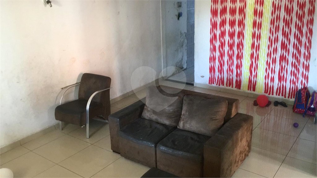 Sobrado à venda com 3 quartos em Vila Medeiros, São Paulo, SP