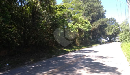 Terreno à venda no condomínio Alpes da Cantareira, Mairiporã - SP