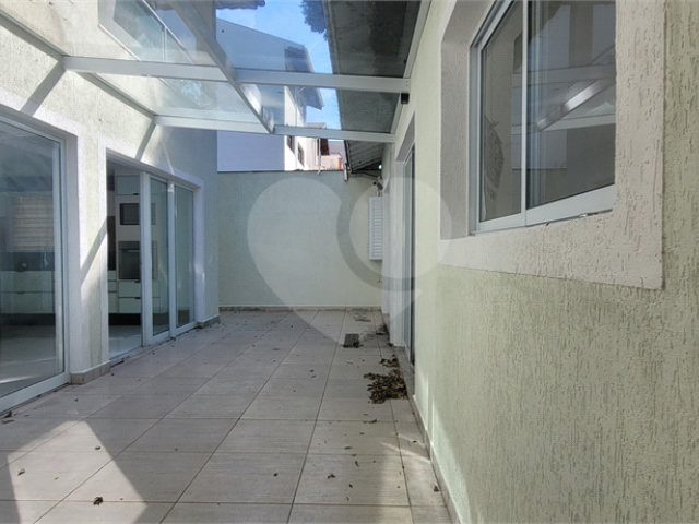 Sobrado à venda com 4 quartos, sendo 2 suítes,  em Vila Irmãos Arnoni, São Paulo, SP