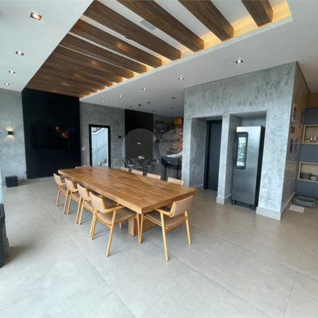Casa à venda com 3 suítes no condomínio Hills, Arujá - SP