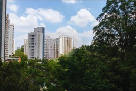 Apartamento à venda com 2 suítes em Jardim Londrina, São Paulo, SP