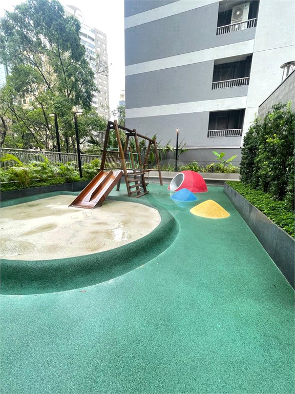 Apartamento à venda com 3 quartos, sendo 1 suíte, em Indianópolis, São Paulo, SP
