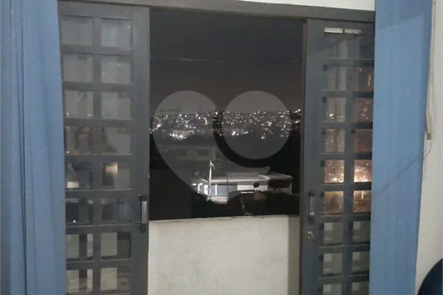 Sobrado à venda com 5 quartos, sendo 2 suítes, em Tremembé, São Paulo, SP